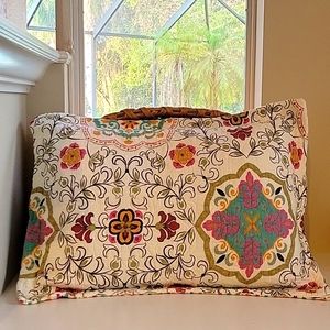 2 - PILLOW SHAMS, 20×26", REVERSIBLE SIDES, BY GREENLAND HOME FASHIONS LIKE NEW!